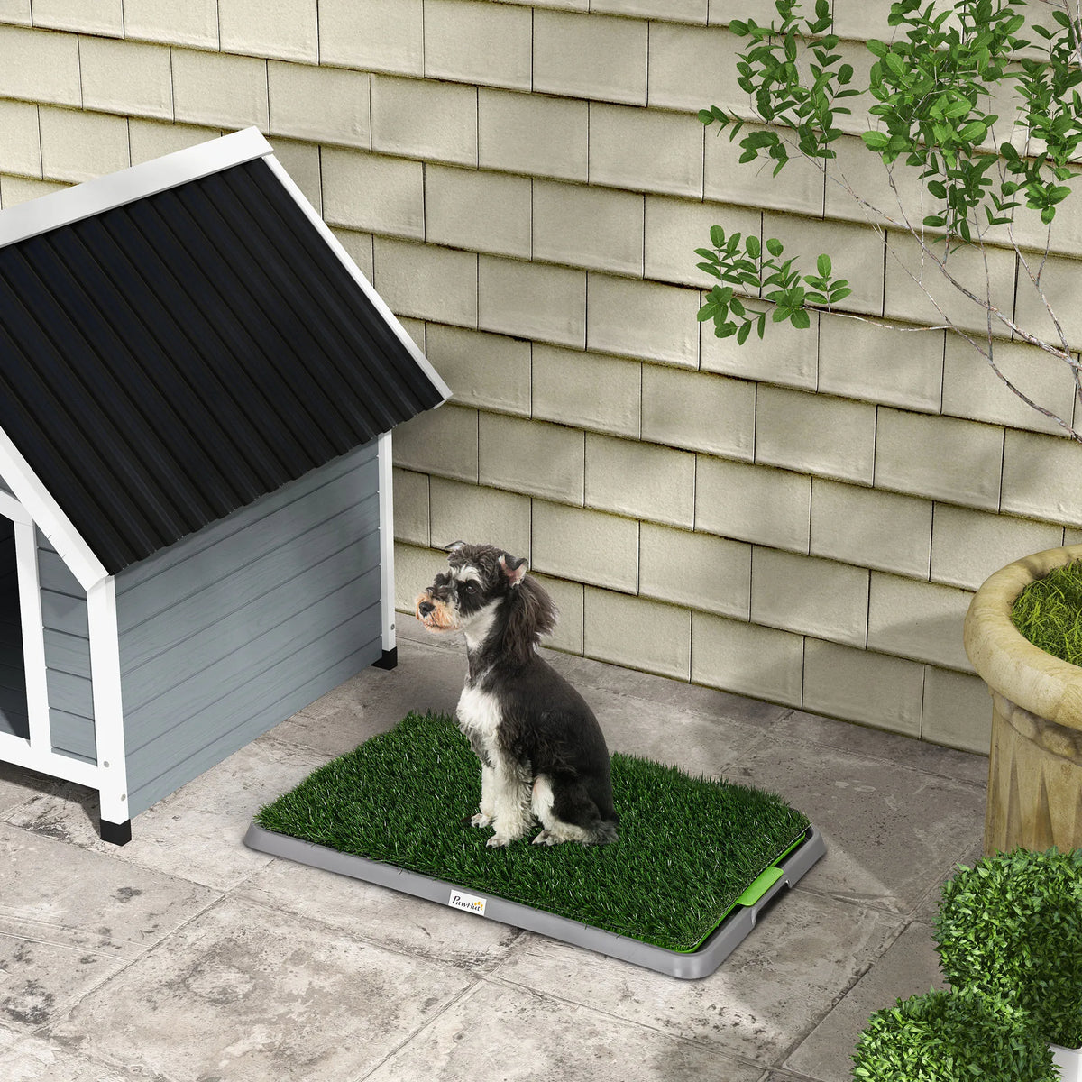 Dog Toilet with 2 Artificial Grass Pads 67x41cm Indoor Puppy Potty Tray with Drainage Holes Green