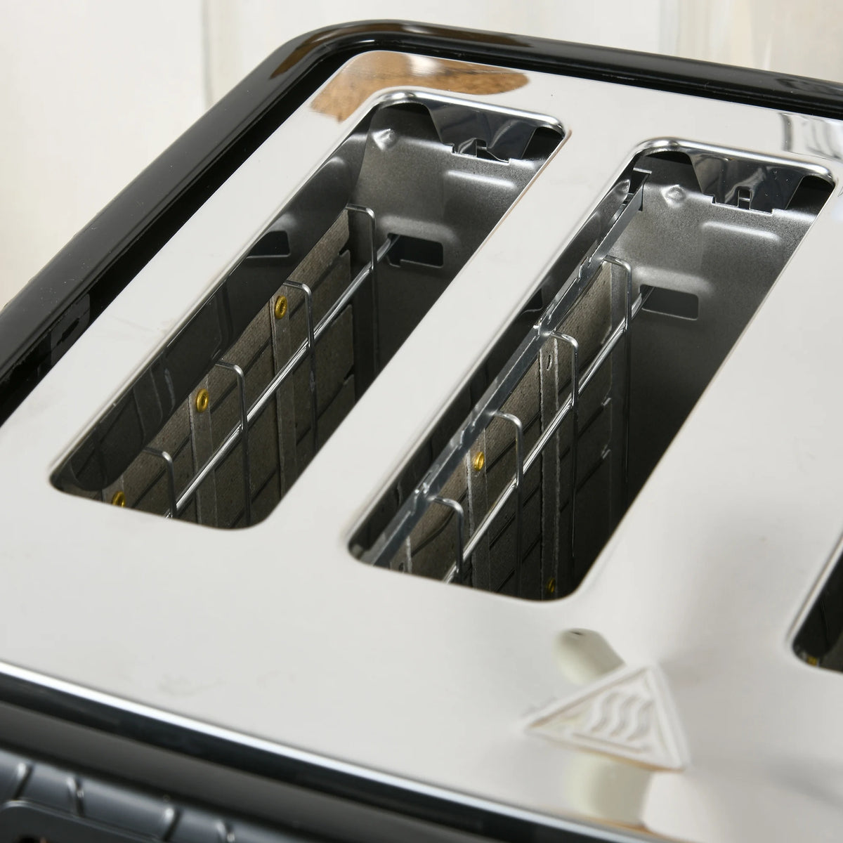 4-Slice Toaster with 7 Browning Levels, 1600W, Honeycomb Design