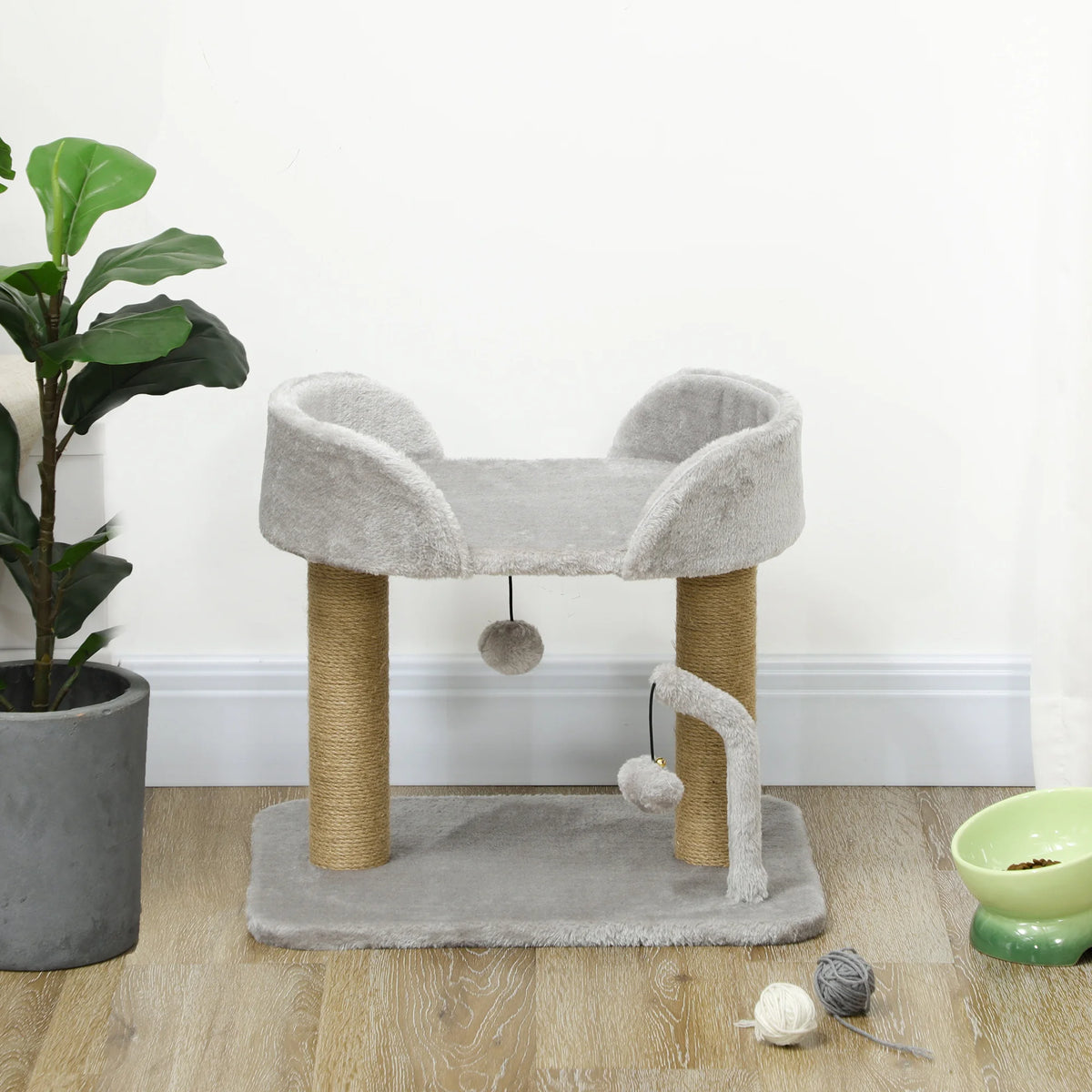 Small Cat Tree with Plush Bed, Jute Scratching Posts and Toy Balls