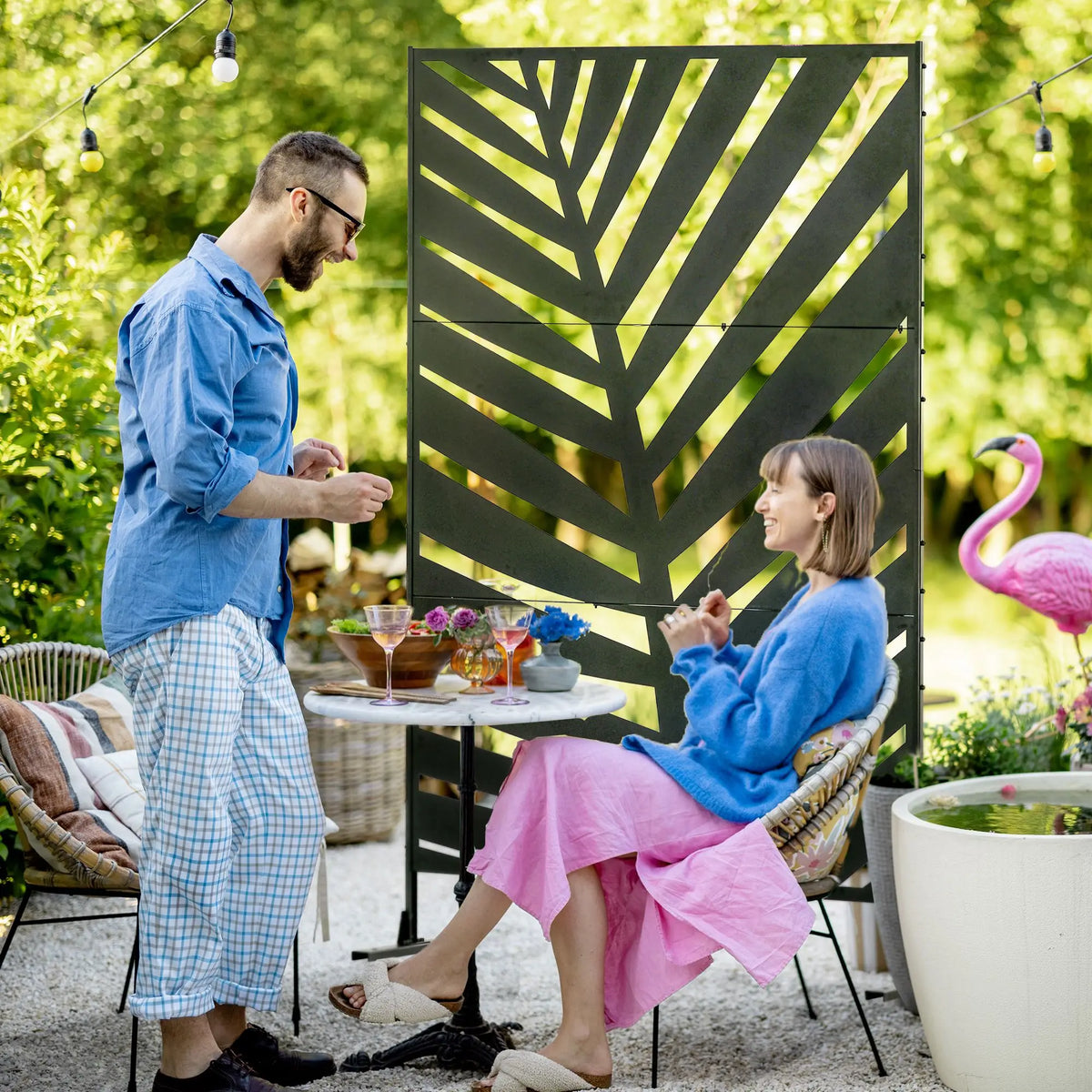 Freestanding Privacy Screen 198x122cm Metal Garden Divider with Banana Leaf Cut Out Design and Feet