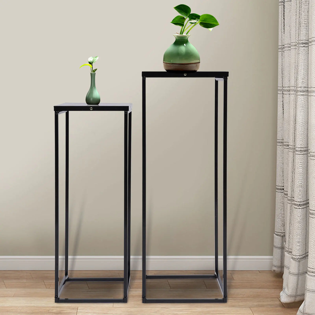 Set of 2 Black Metal Square Plant Stands 22x22x60cm and 25x25x70cm for Patio Garden Living Room Decor