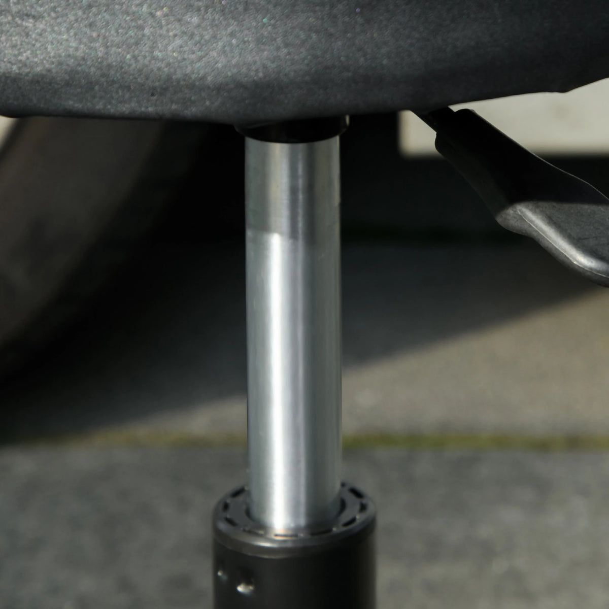 Rolling Mechanic Stool with Adjustable Height and Tool Tray, Black