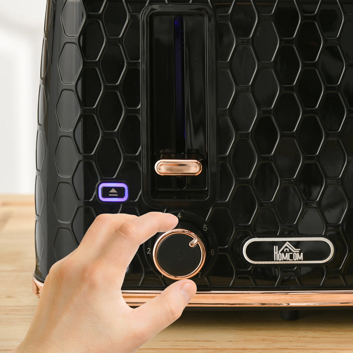 4-Slice Toaster with 7 Browning Levels, 1600W, Honeycomb Design