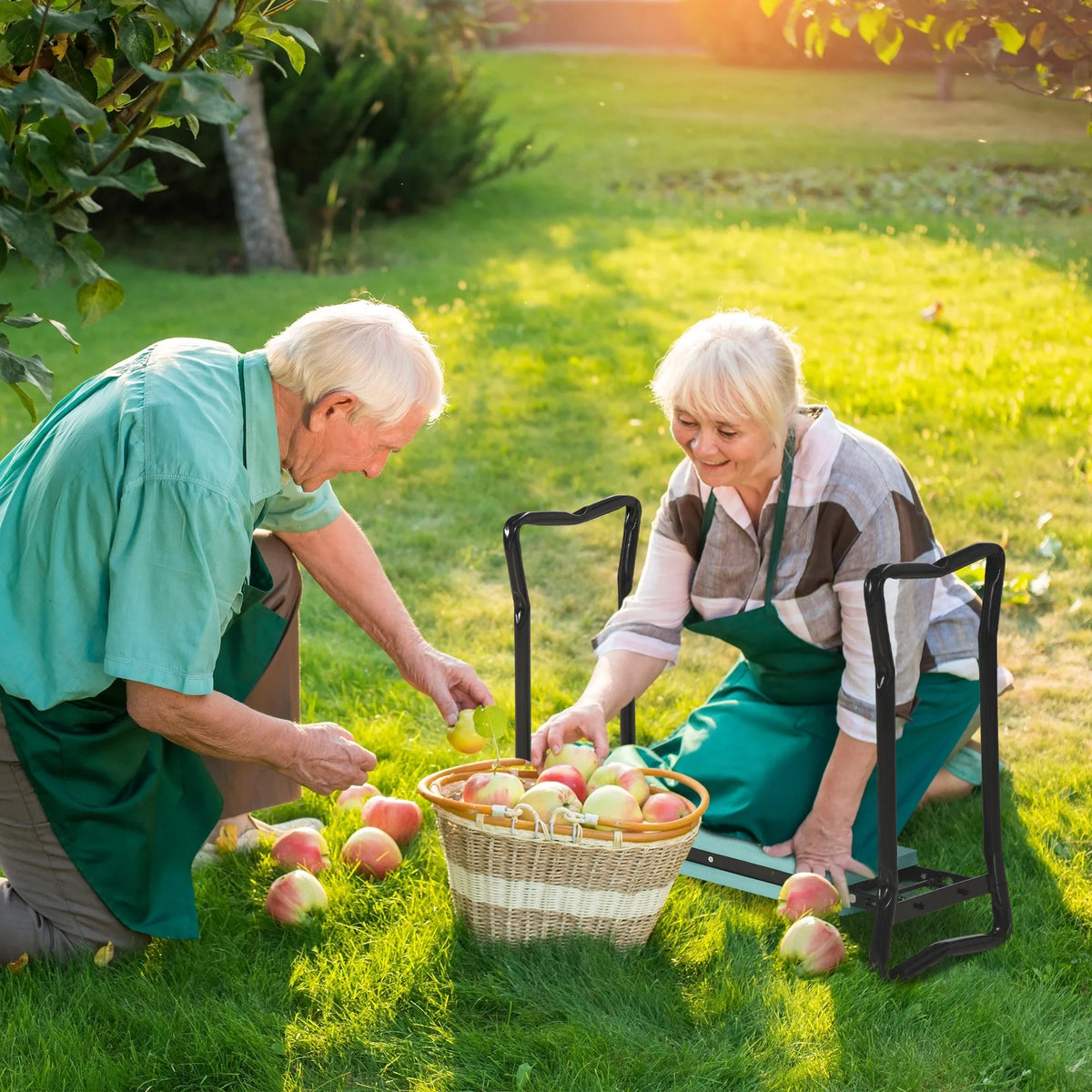 2-in-1 Folding Garden Kneeler and Seat
