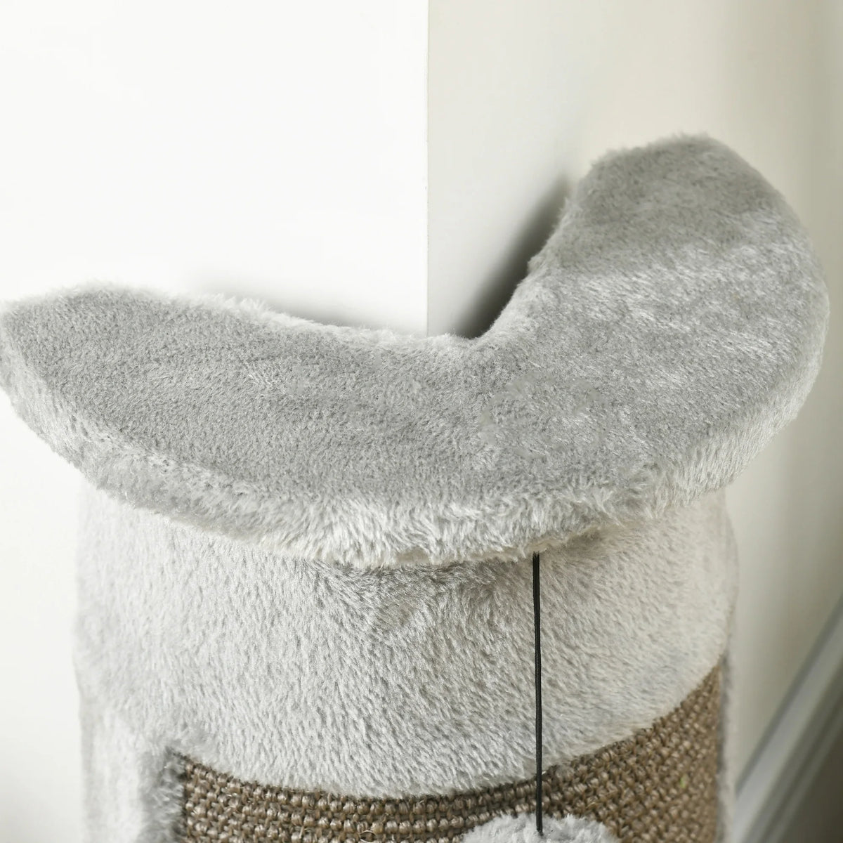 58cm Corner Cat Scratching Post with Sisal, Plush and Two Toy Balls, Grey