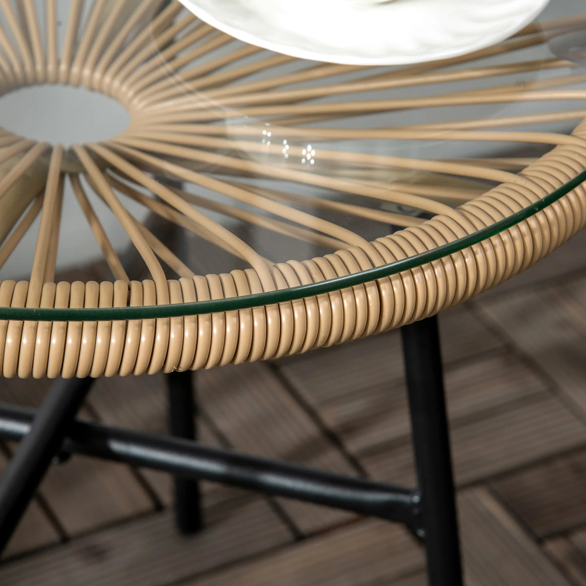 Rattan Side Table, Round Outdoor Coffee Table, with Round PE Rattan and Tempered Glass Table Top, Beige
