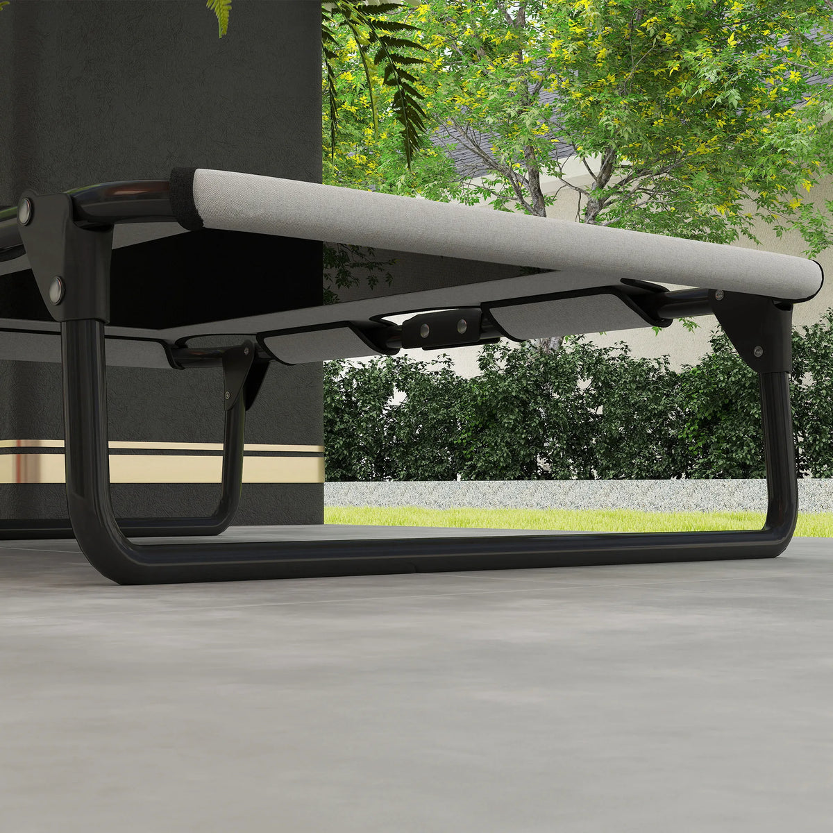 Raised Dog Bed with Breathable Texteline Mesh 18cm Legs Steel Frame 600D Oxford Fabric Foldable