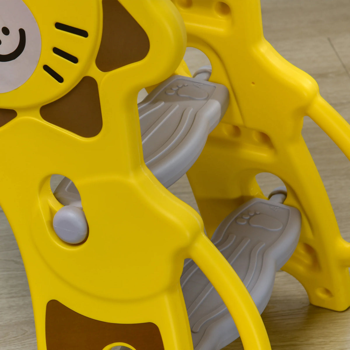 3 in 1 Kids Slide for Indoor Use with Basketball Hoop, 18-36 Months