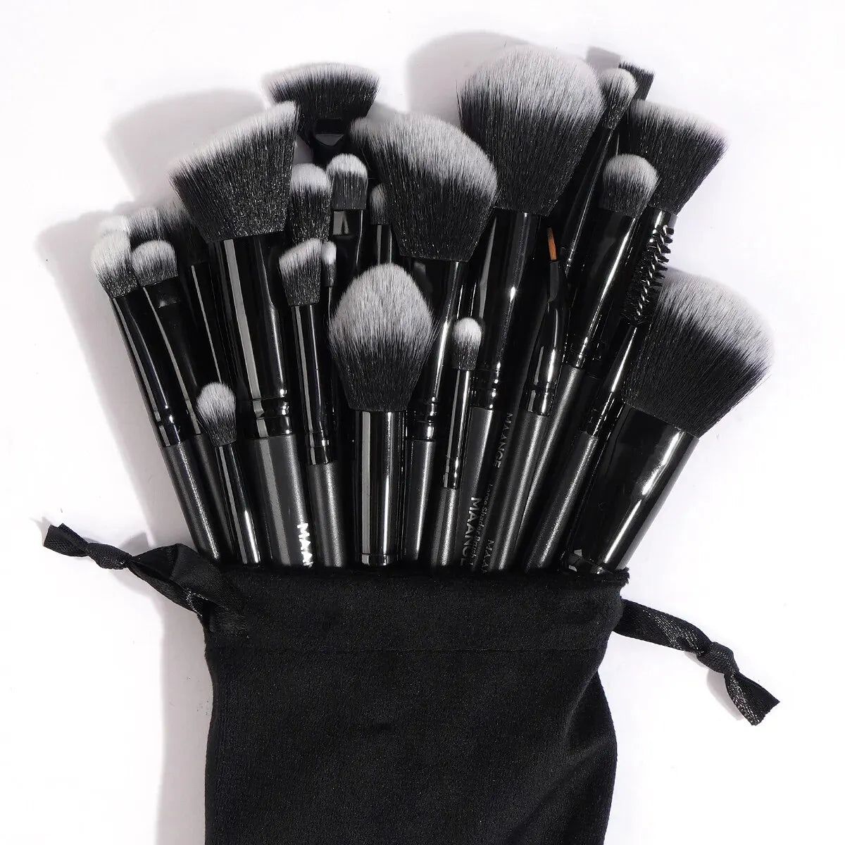 30Pcs Professional Makeup Brush Set Foundation Concealers Eye Shadows Powder Blush Blending Brushes Beauty Tools with Bag