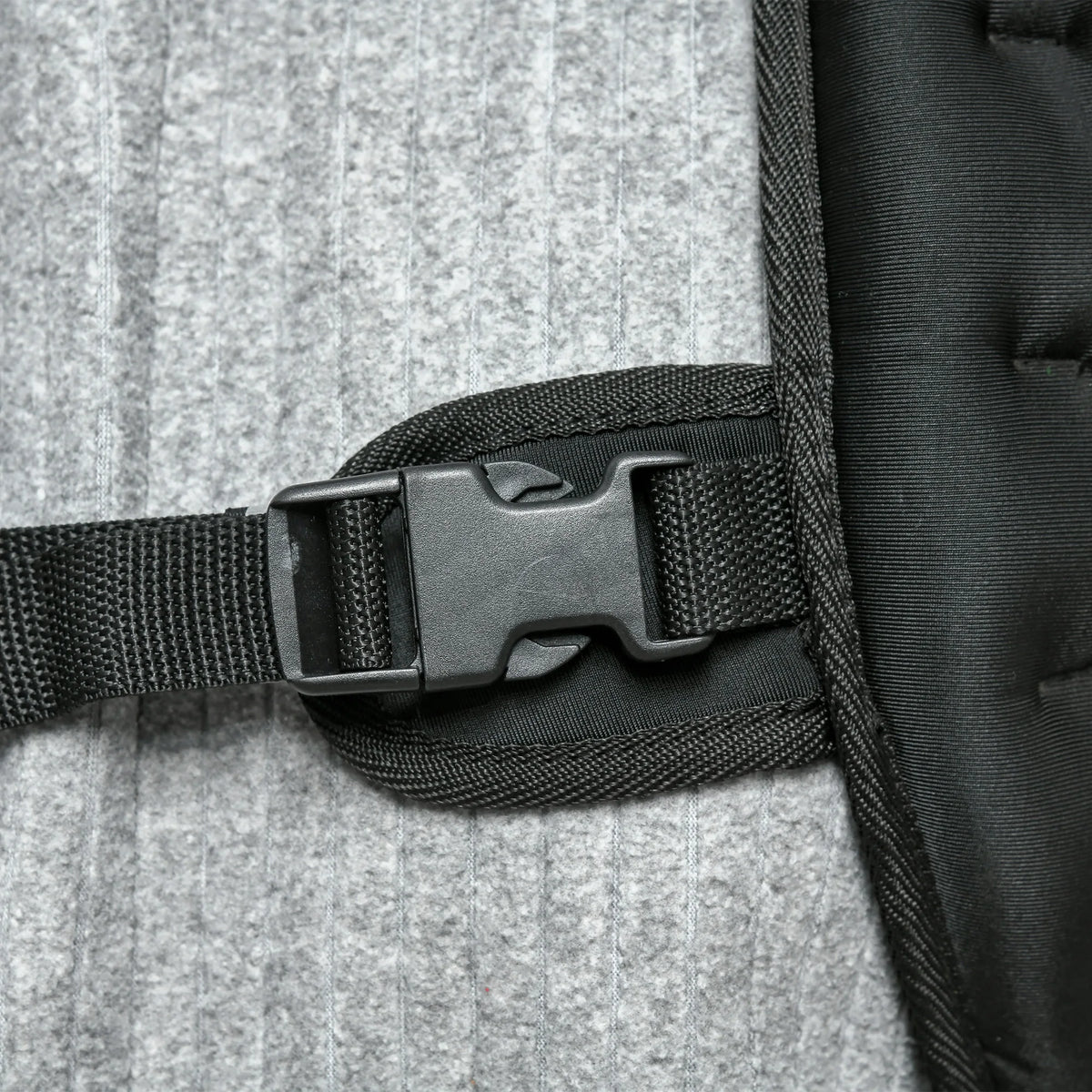 8kg Weighted Vest with Adjustable Straps and Mesh Pocket, Black