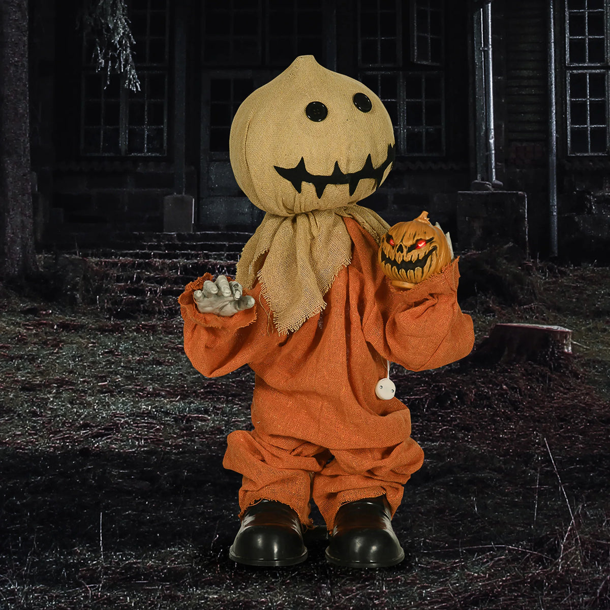 80cm Outdoor Halloween Witch Prop with Light-Up Eyes