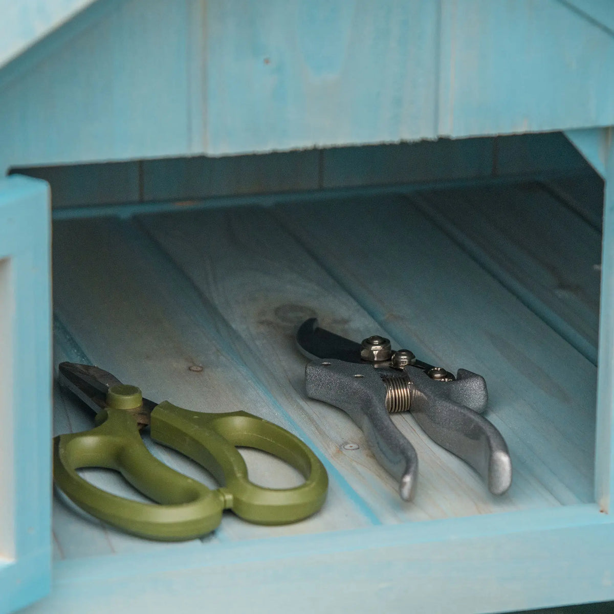 Wooden Garden Tool Shed with 3 Shelves, Blue