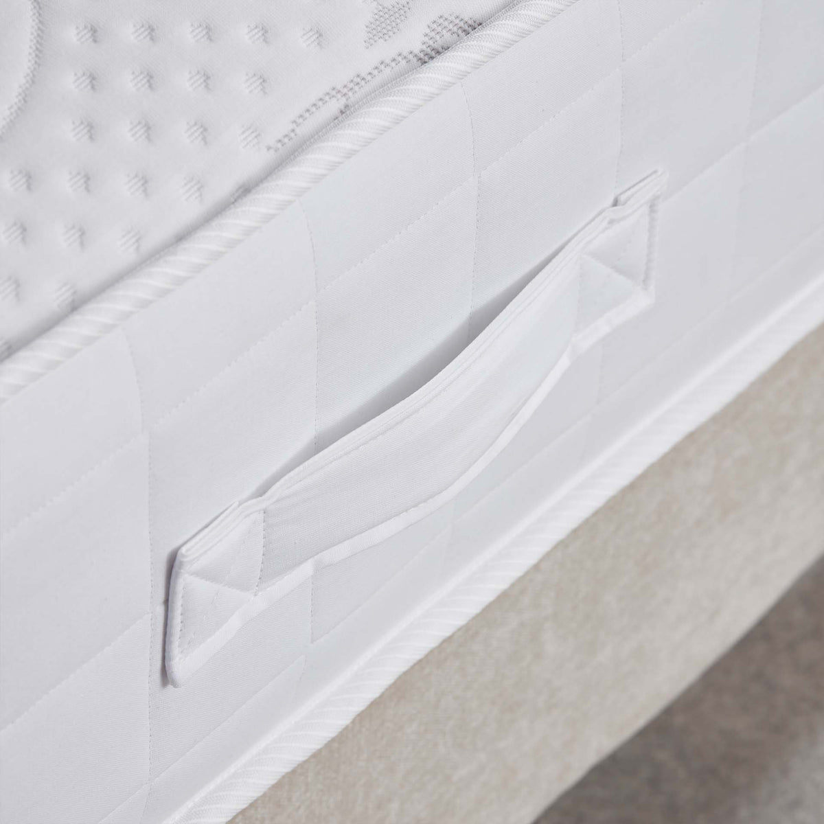 Orthopedic Mattress with 2000 Pocket Springs – Enhanced Back Support for Healthier Sleep