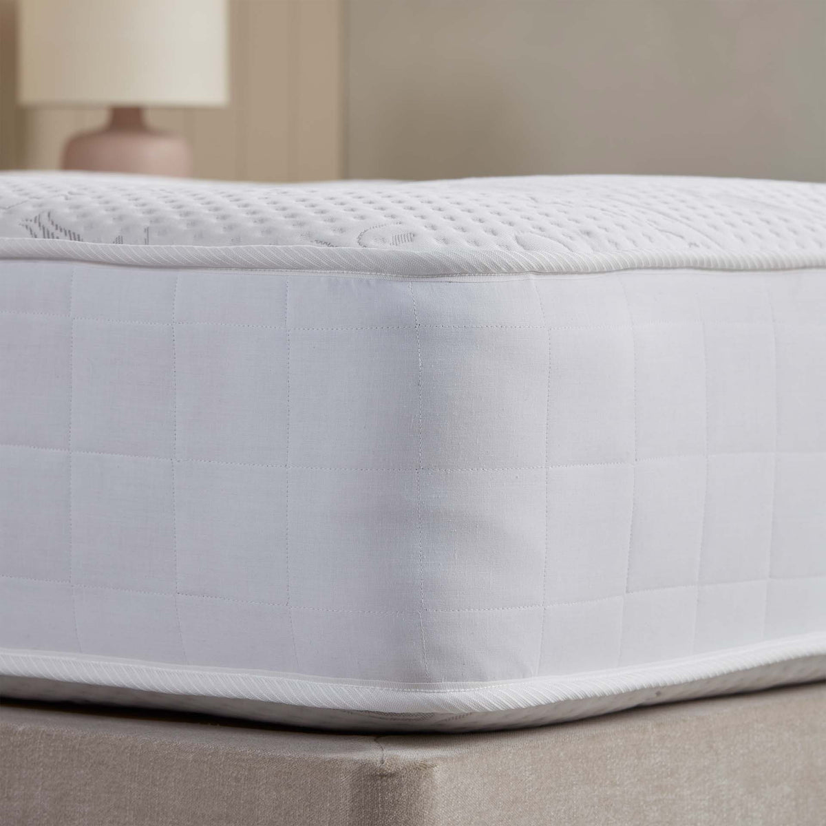 Orthopedic Mattress with 2000 Pocket Springs – Enhanced Back Support for Healthier Sleep